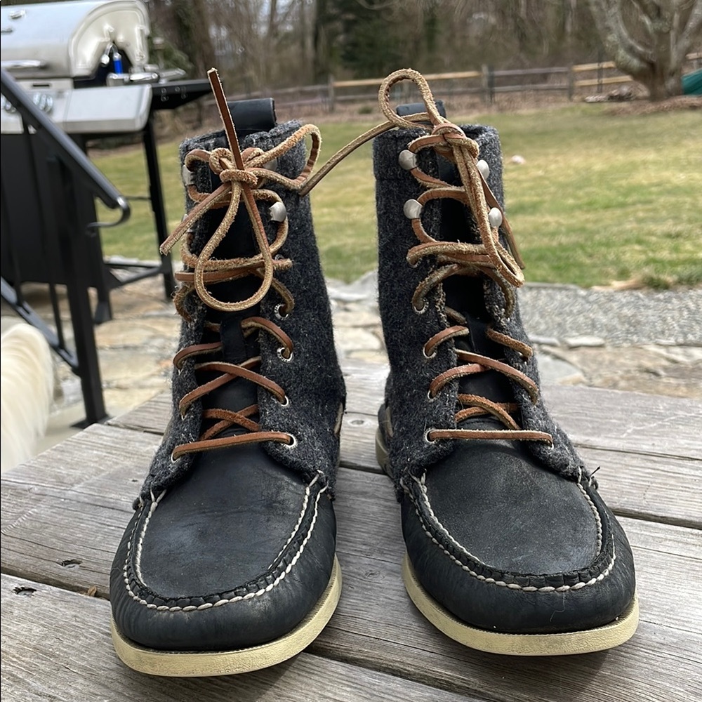 Sperry Top-Sider Gray and Black Boots - Picture 2 of 6